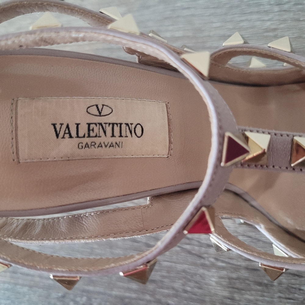 Valentino Garavani Rockstud Caged Pumps , Size 37 - Picture 10 of 11